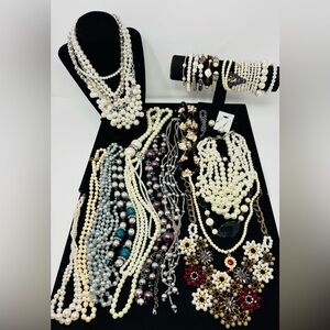 Vintage to Modern Pearl Necklace & Bracelet Gold & Silver Tone Beaded Lot of 27